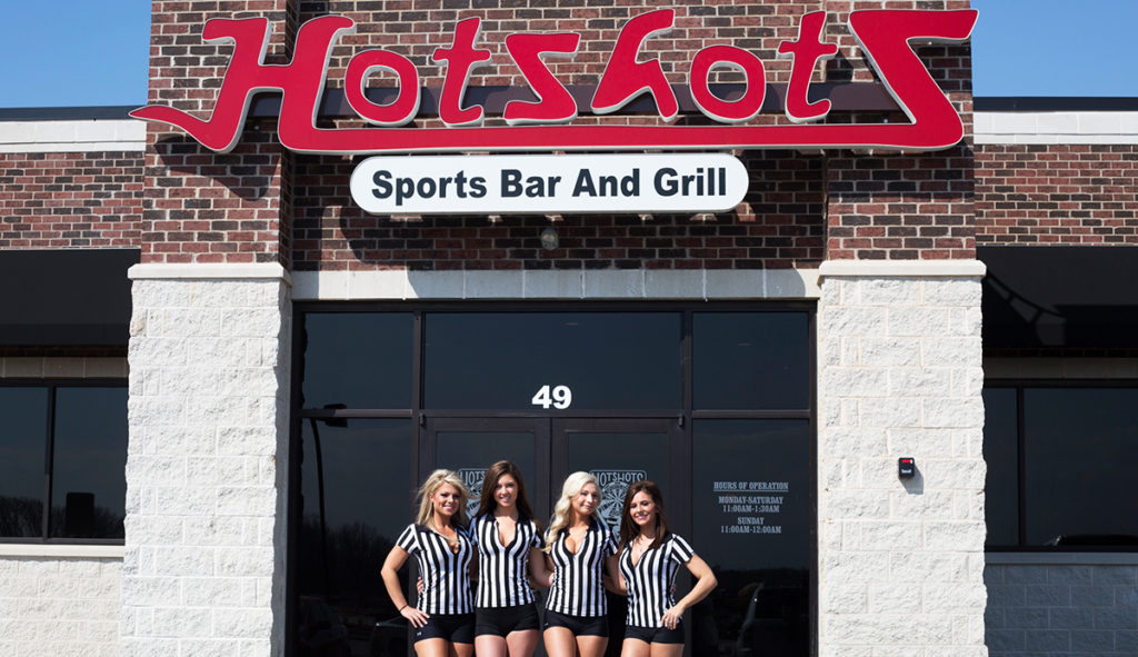 Why do People Invest in Bar and Grill Franchises in 2023