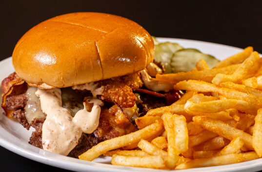 MENACE BURGER