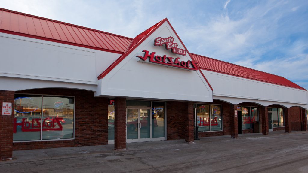 Hotshots Sports Bar & Grill Bridgeton, MO Location